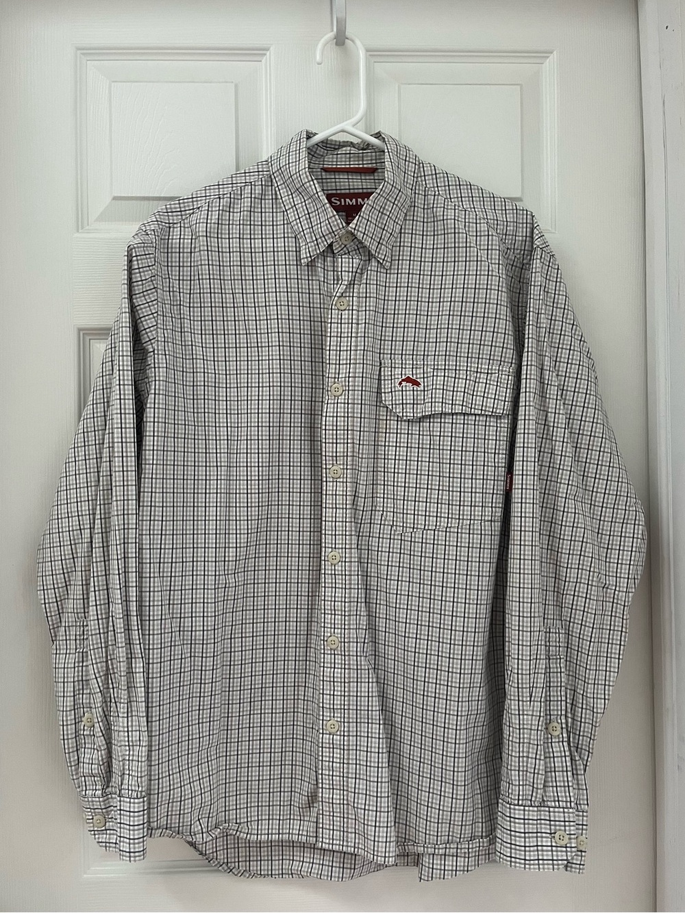 Simms Men's White & Gray Plaid Button-Up Shirt